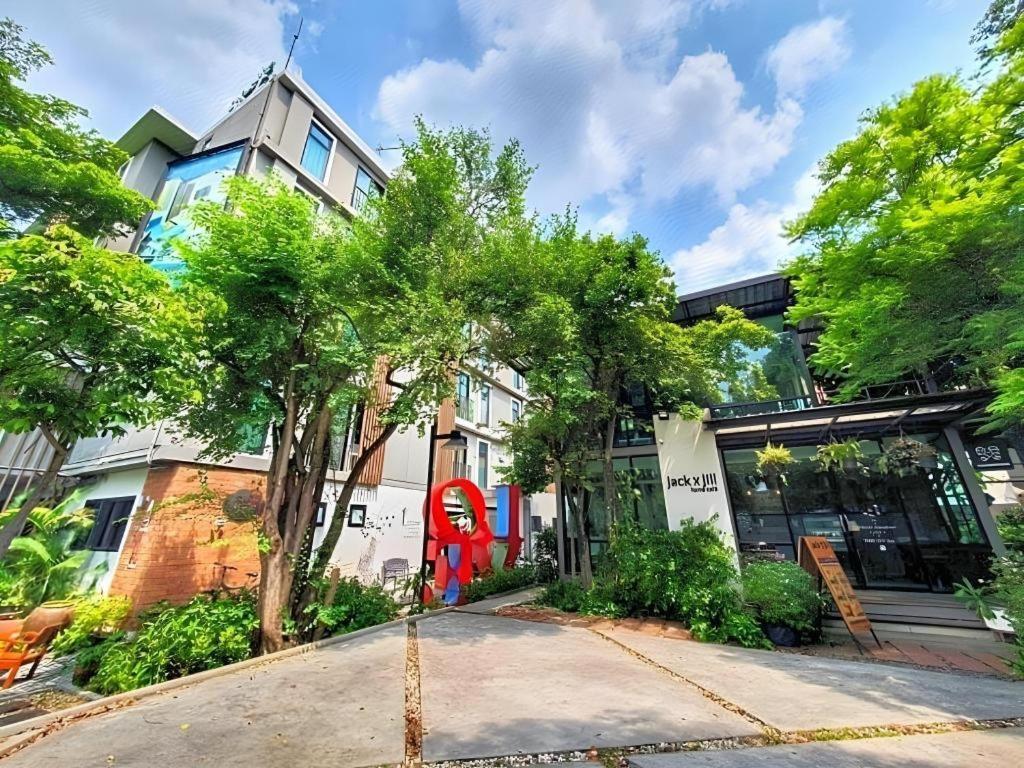 Bb House Mini Suite Hotel Bangkok Luaran gambar